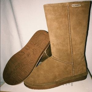 New! Never used BEARPAW® Emma Tall Boots