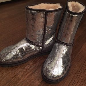 Ugg boots short (silver)
