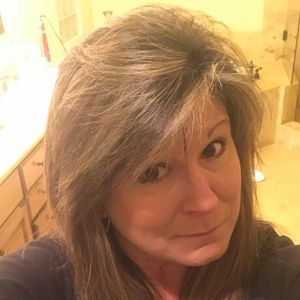 Meet your Posher, Jeanine