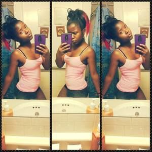 Meet your Posher, Tia