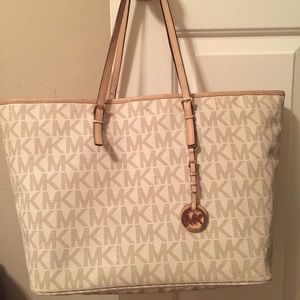 Michael Kors tote