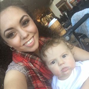 Meet your Posher, Olivia