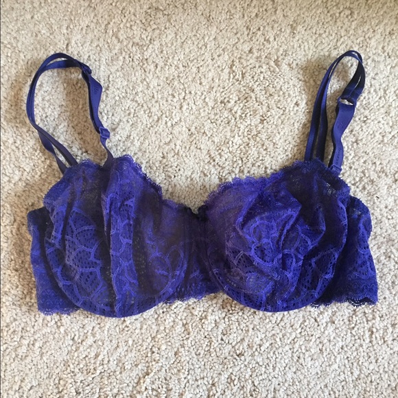 Chantelle bra