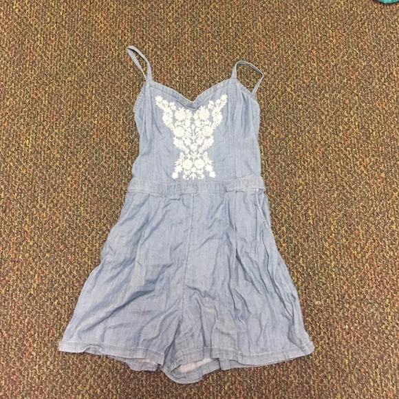 Hollister romper