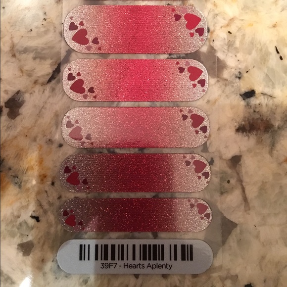 1/2 Sheet Jamberry Hearts - Picture 2 of 2