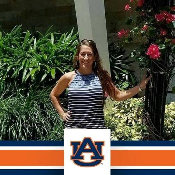 Meet your Posher, Deanna - Picture 1 of 1