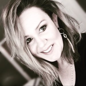 Meet your Posher, Erin!