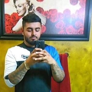 Meet your Posher, Marvin