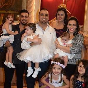 Meet your Posher, Elias