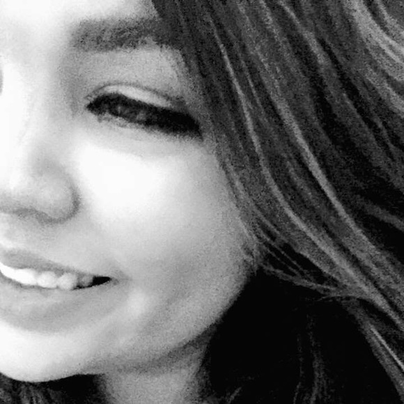 Meet your Posher, B - Picture 2 of 3