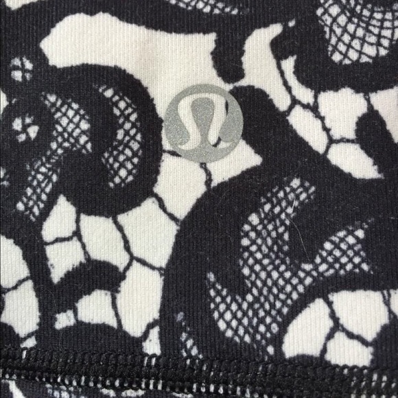 Authentic lululemon built in bra tank