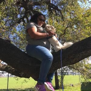 Meet your Posher, Danielle