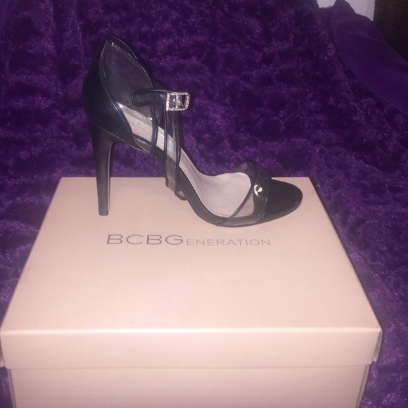 BCBGeneration Black Jakalyn Stilettos Size 8