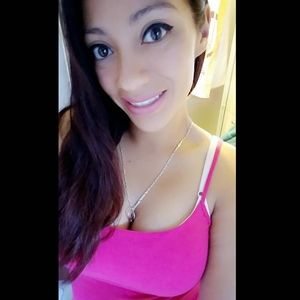 Meet your Posher, Fatima