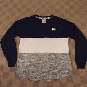 VS Pink Colorblock crew