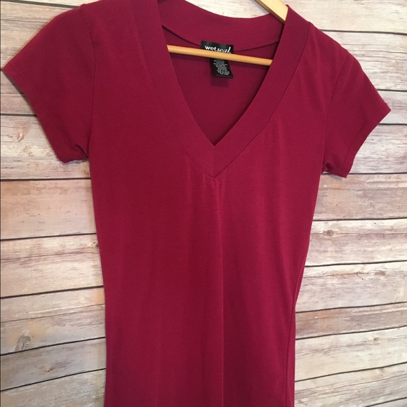 Wet Seal V-neck Maroon top- Size L