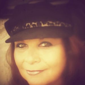 Meet your Posher, Dee ann