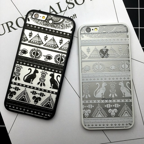 ‼️1 HR SALE‼️Floral Lace Mandala IPhone Case ✨ - Picture 2 of 4