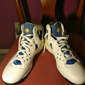 Nike Huarache 08 BBALL 318690-101