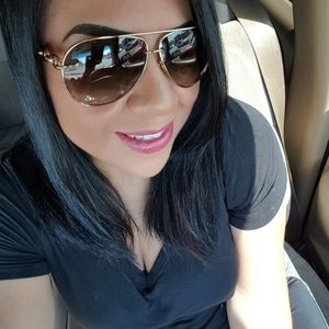 Meet your Posher, Edna