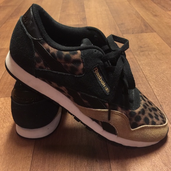 Reebok Classics size 8.5