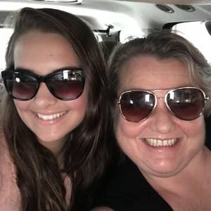 Meet your Posher, Wendi