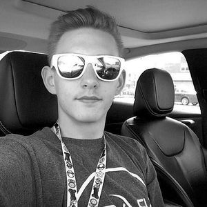 Meet your Posher, Bradly