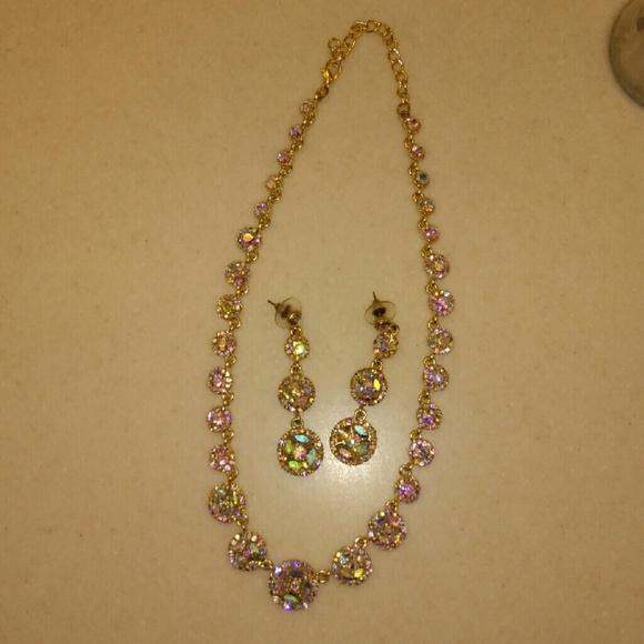 Beautiful Necklace Set