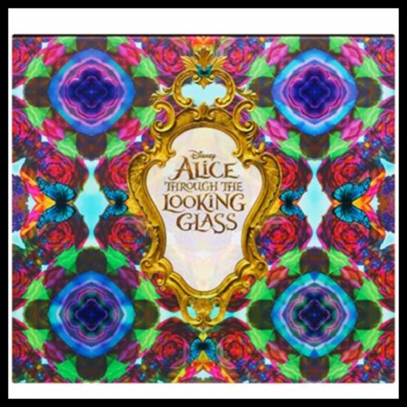 URBAN DECAY Alice Through the Looking Glass Shadow - Picture 2 of 3