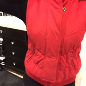 Meet your Posher, Janine