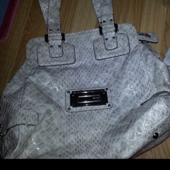 Guess bag