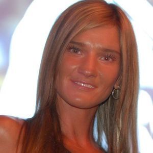 Meet your Posher, Ela