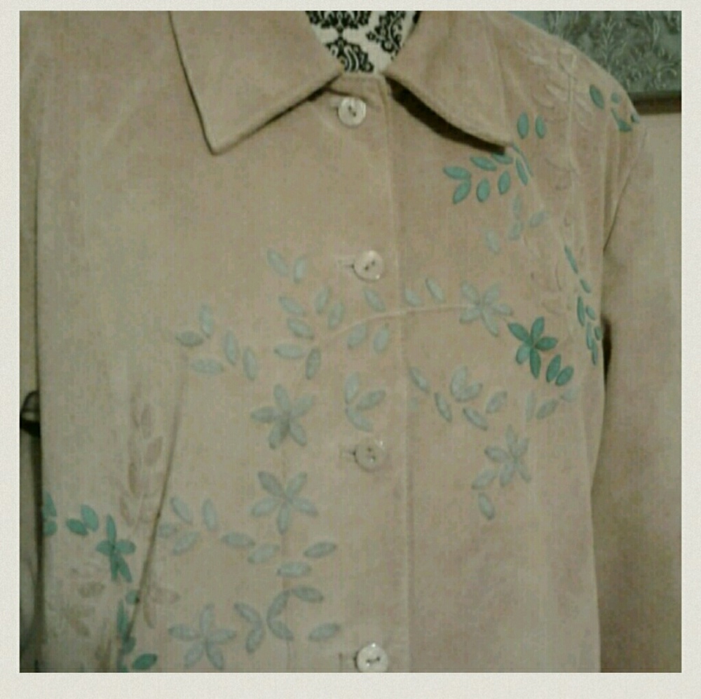 Gorgeous Coldwater Creek Leather Jacket - Picture 2 of 4