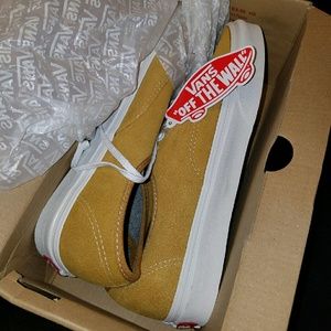 VAN'S "SUEDE" Skate Shoe's
