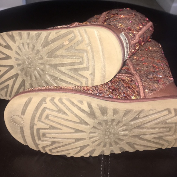 Authentic Ugg sequin brown/copper/silver like new - Picture 3 of 4