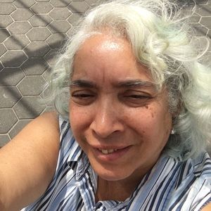 Meet your Posher, Juana