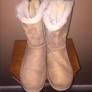 Bailey Bow Uggs