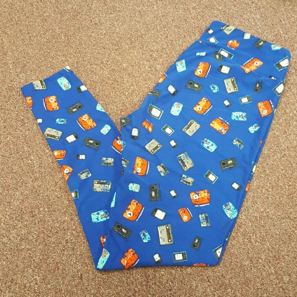 LuLaRoe De-Stash EUC Vintage Radio TC Leggings