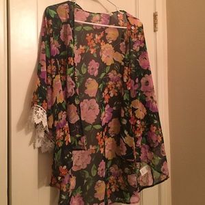 NWOT Floral cover up
