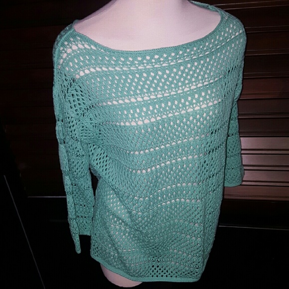 Beautiful turquoise top... ♡♡♡