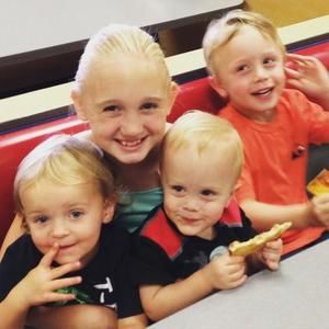 Meet your Posher, Debbie