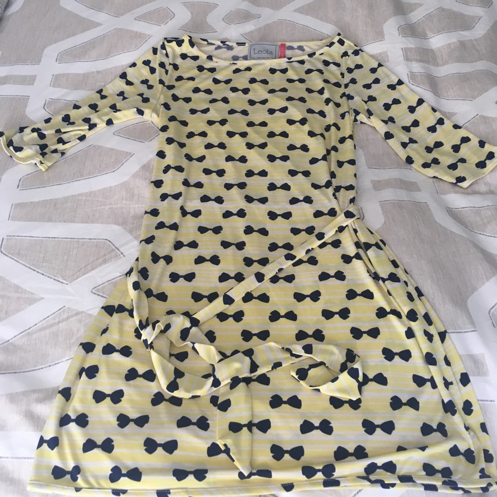 Leota Navy and Yellow Bow Stretch Dress. Size L.