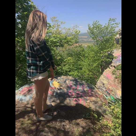 Meet your Posher, Victoria - Picture 2 of 3