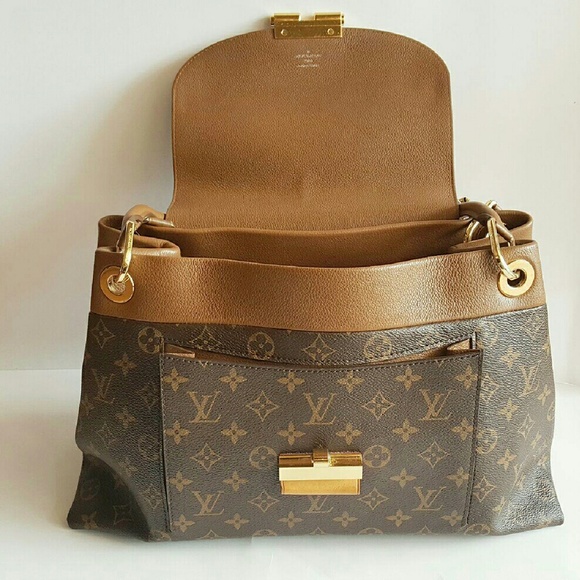 SOLD. SOLD.  SOLD!!   Louis Vuitton Olympe Handbag - Picture 2 of 4