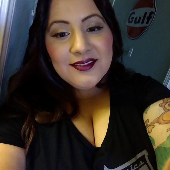 Meet your Posher, Clara