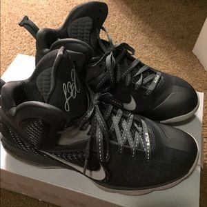 Lebron 9 "Cool Grey"