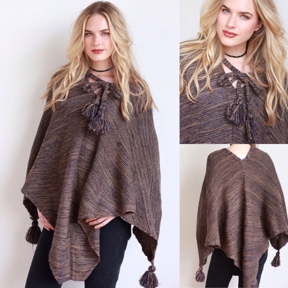 ❣️SALE-FIRM❣️ Pom Pom Oversize Poncho Knit Sweater - Picture 2 of 3