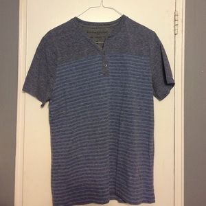 Banana Republic Vintage Tee, 3 button short sleeve