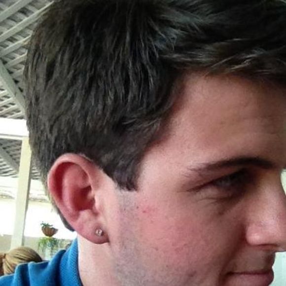 Meet your Posher, Andrew - Picture 1 of 1