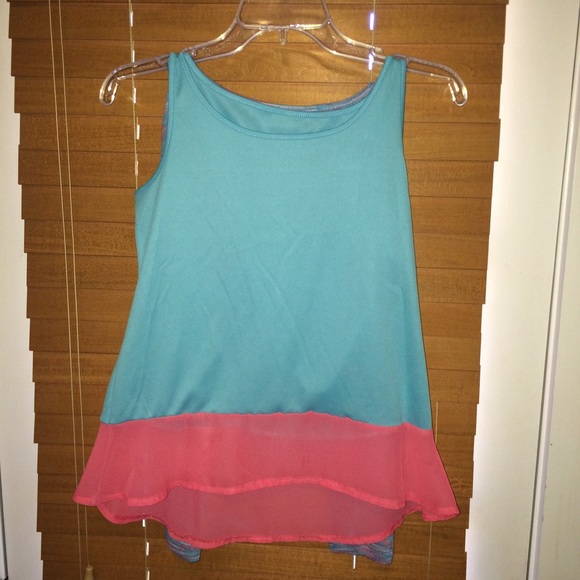 EUC girls multi colored Red Camel top - Picture 2 of 2